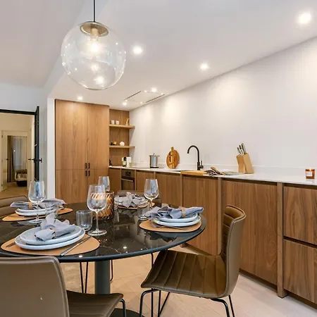 Modern And Spacious Design Nearby The * Ostend