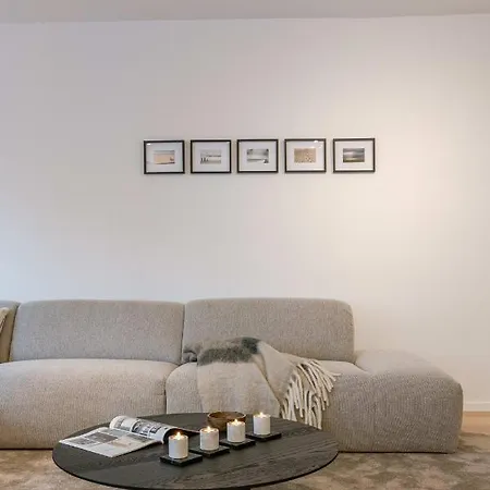 Modern And Spacious Design Nearby The * Ostend