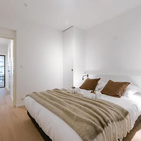 Modern And Spacious Design Nearby The * Ostend